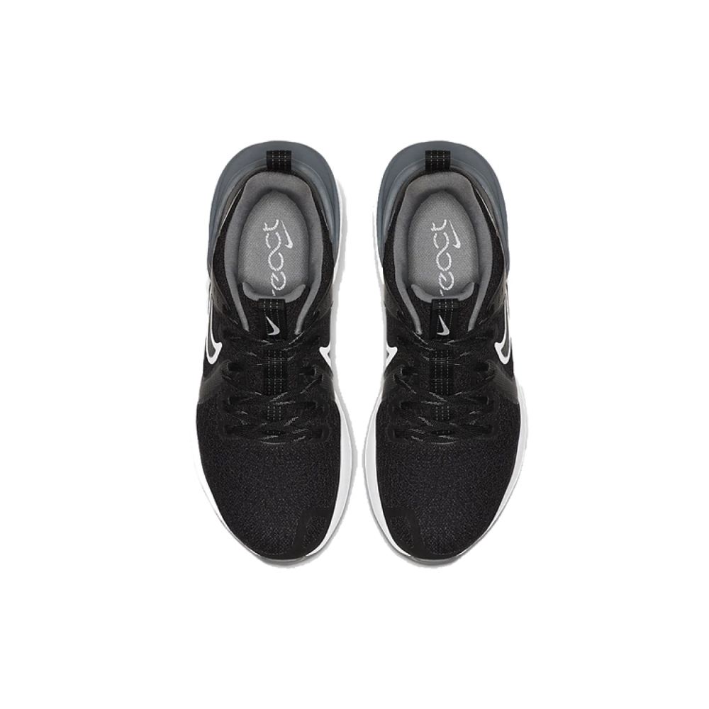 Nike Legend React 2