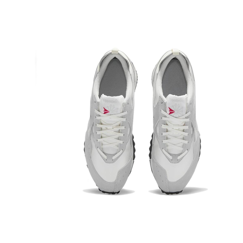 Reebok LX2200