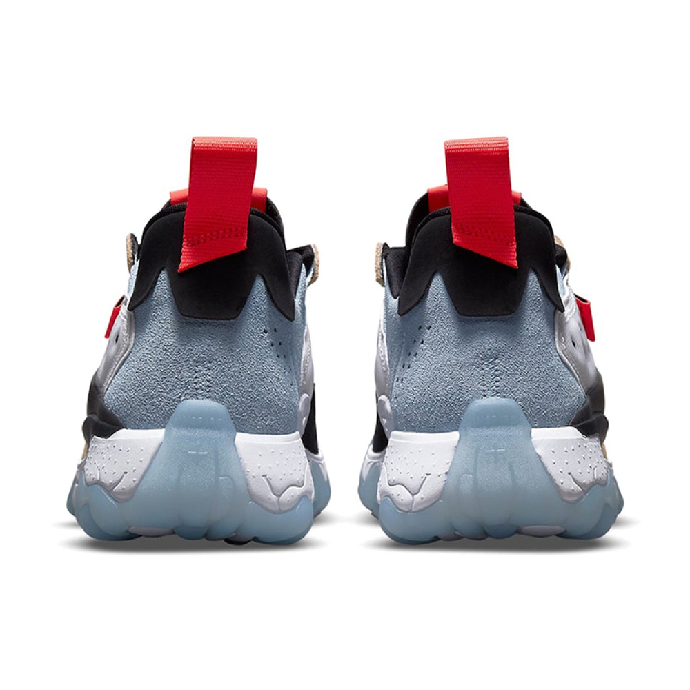Jordan Delta 2