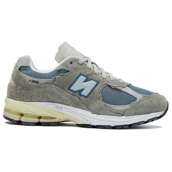 New Balance NB 2002R
