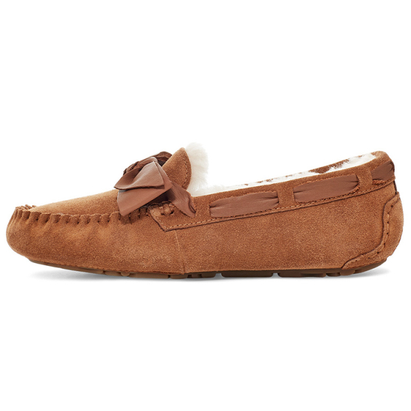 UGG Dakota Leather Bow