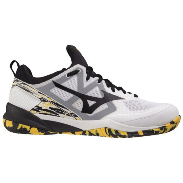 Mizuno Wave Fang Zero