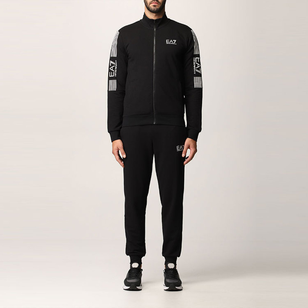 EMPORIO ARMANI logo