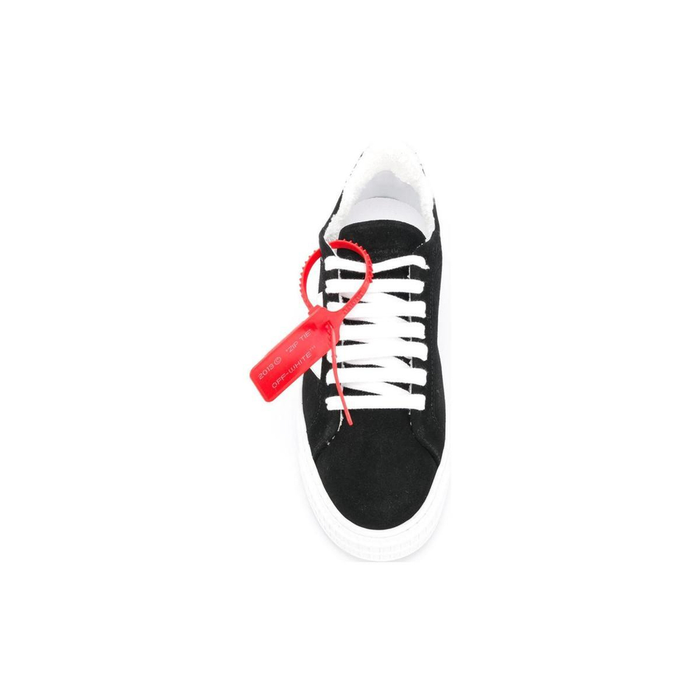 OFF-WHITE Arrow