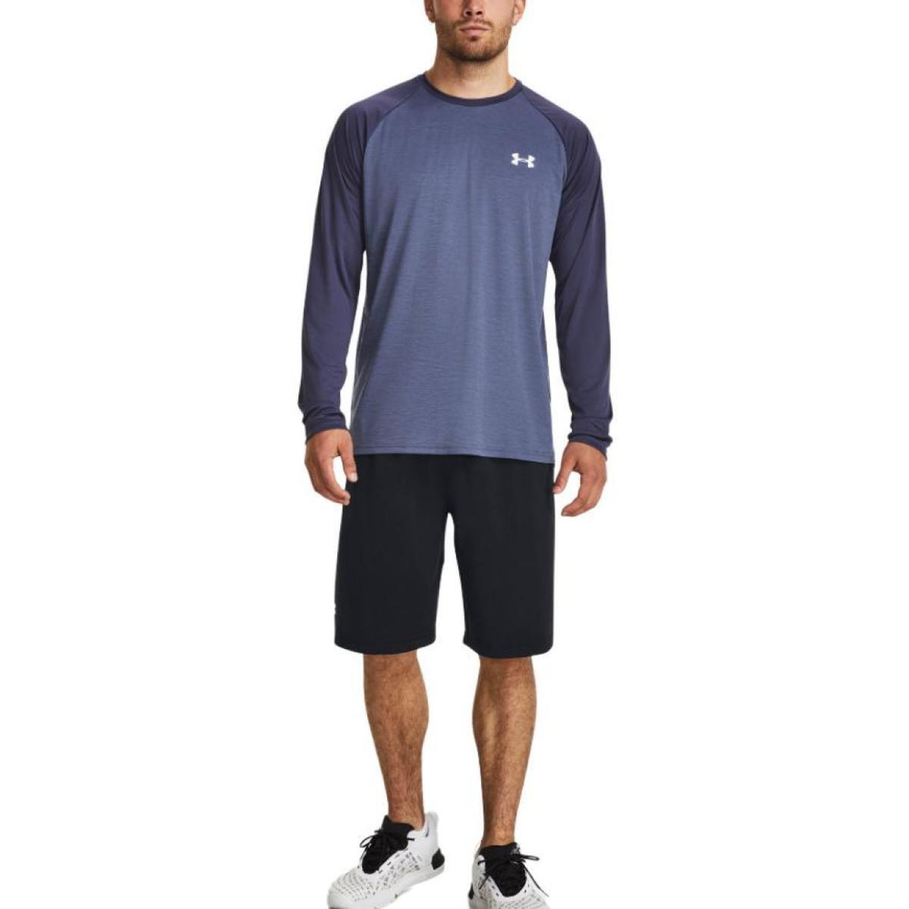 Under Armour T