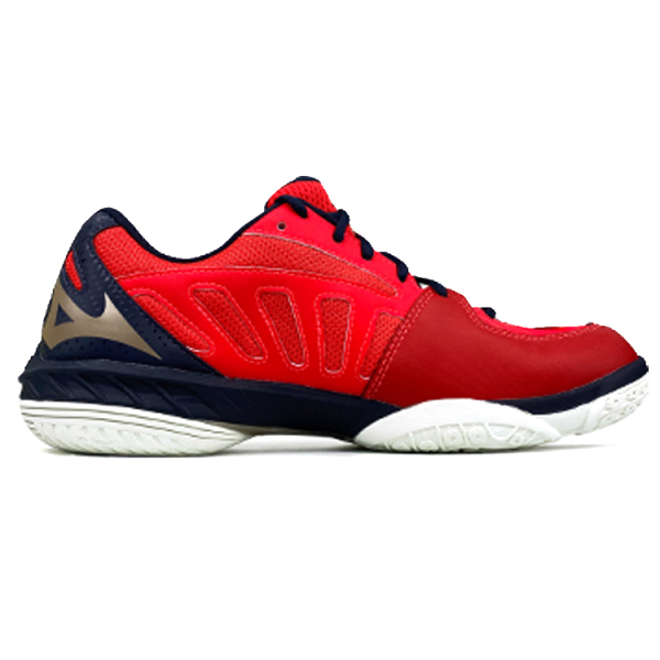 Mizuno Wave Claw