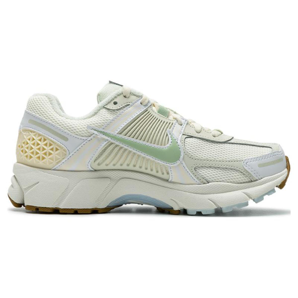 Nike Air Zoom Vomero 5