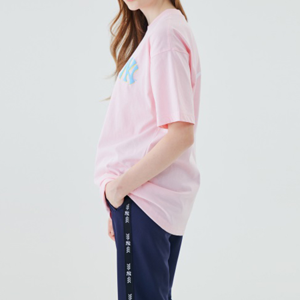 MLB T