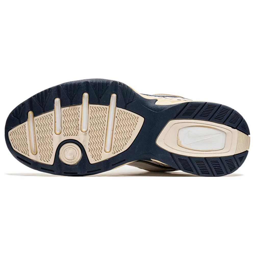 【 】 Nike Air Monarch 4