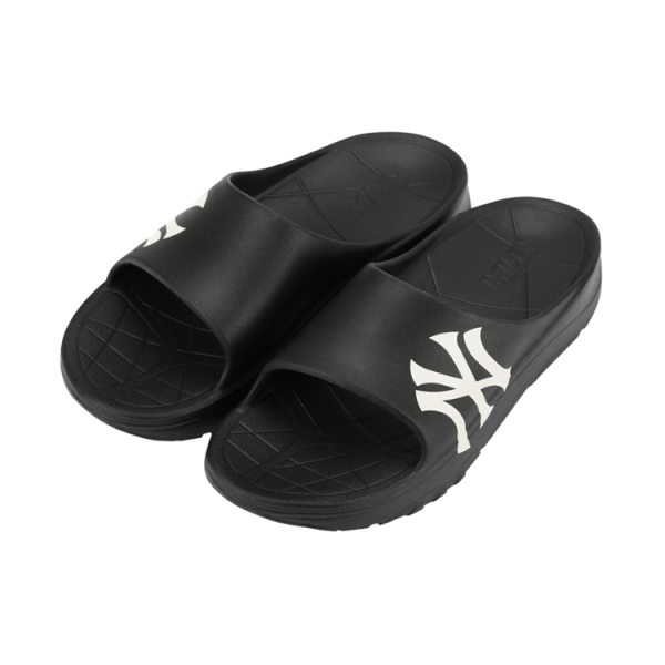 MLB Slipper NY