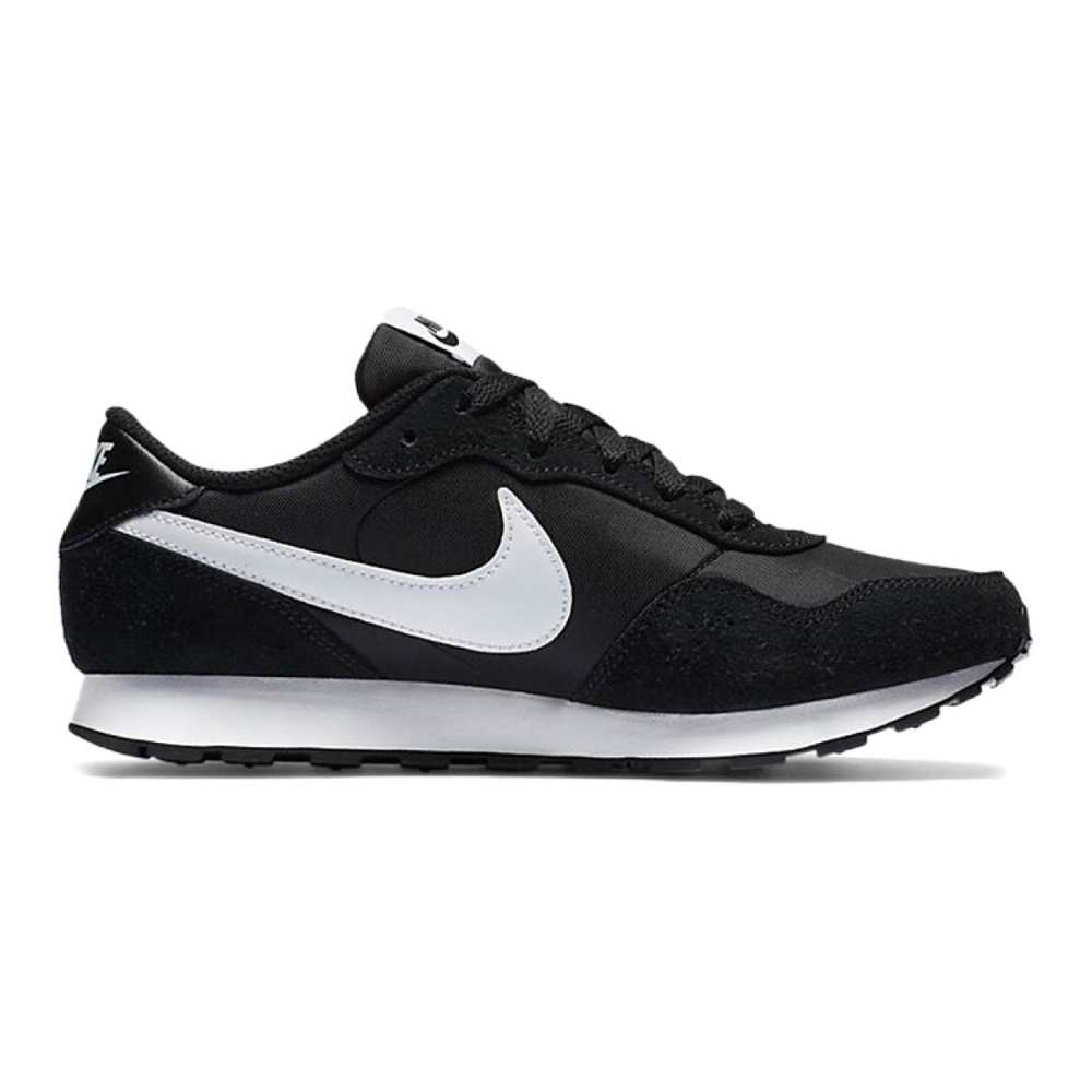 Nike MD Valiant