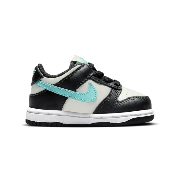Nike Dunk "Tiffany"