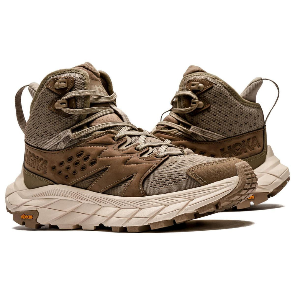 HOKA ONE ONE