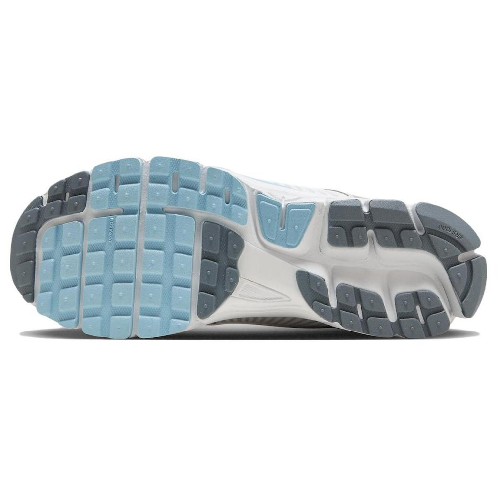 Nike Air Zoom Vomero 5