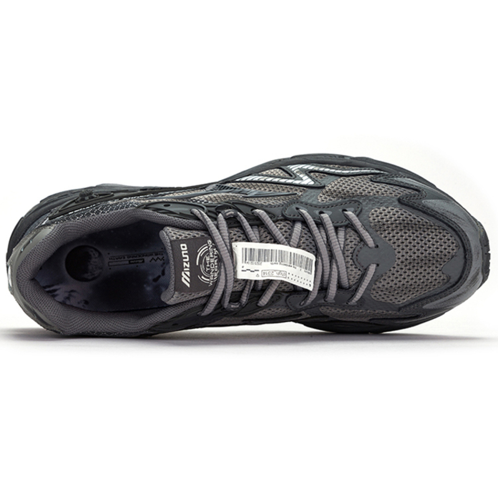 X Mizuno Adventure Twe