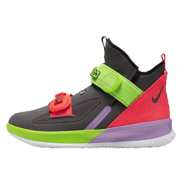 Nike zoom soldier 13 13