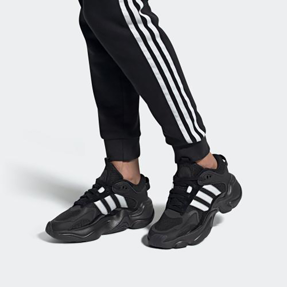 Adidas originals Magmur Runner