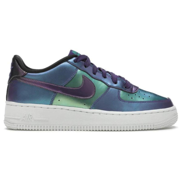 Nike Air Force 1 LV8