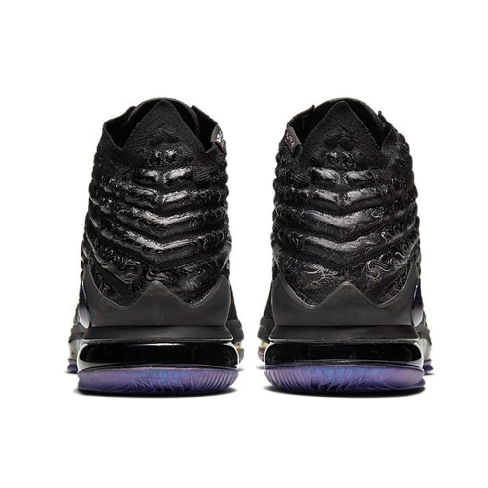 Nike Lebron 17