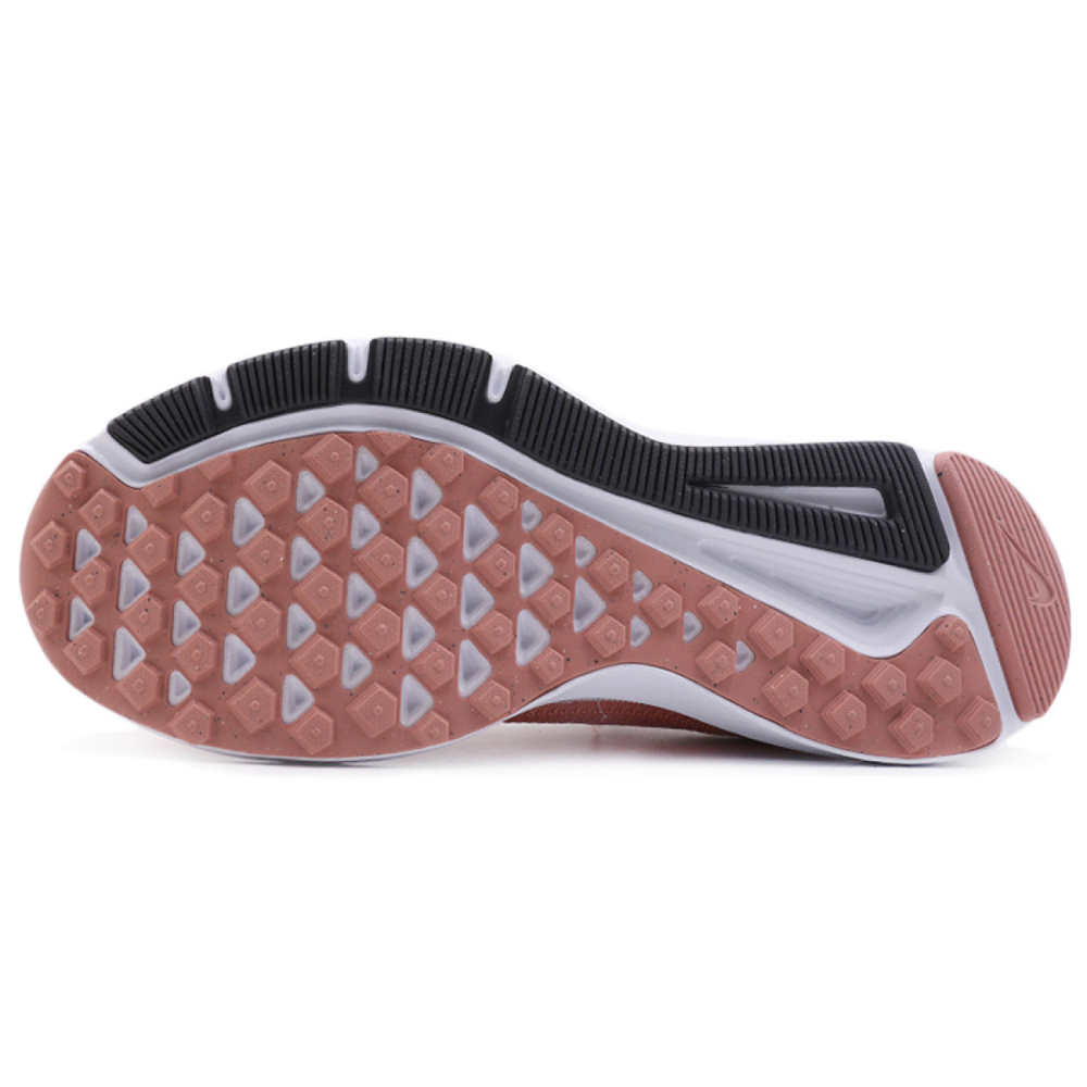 Nike QUEST