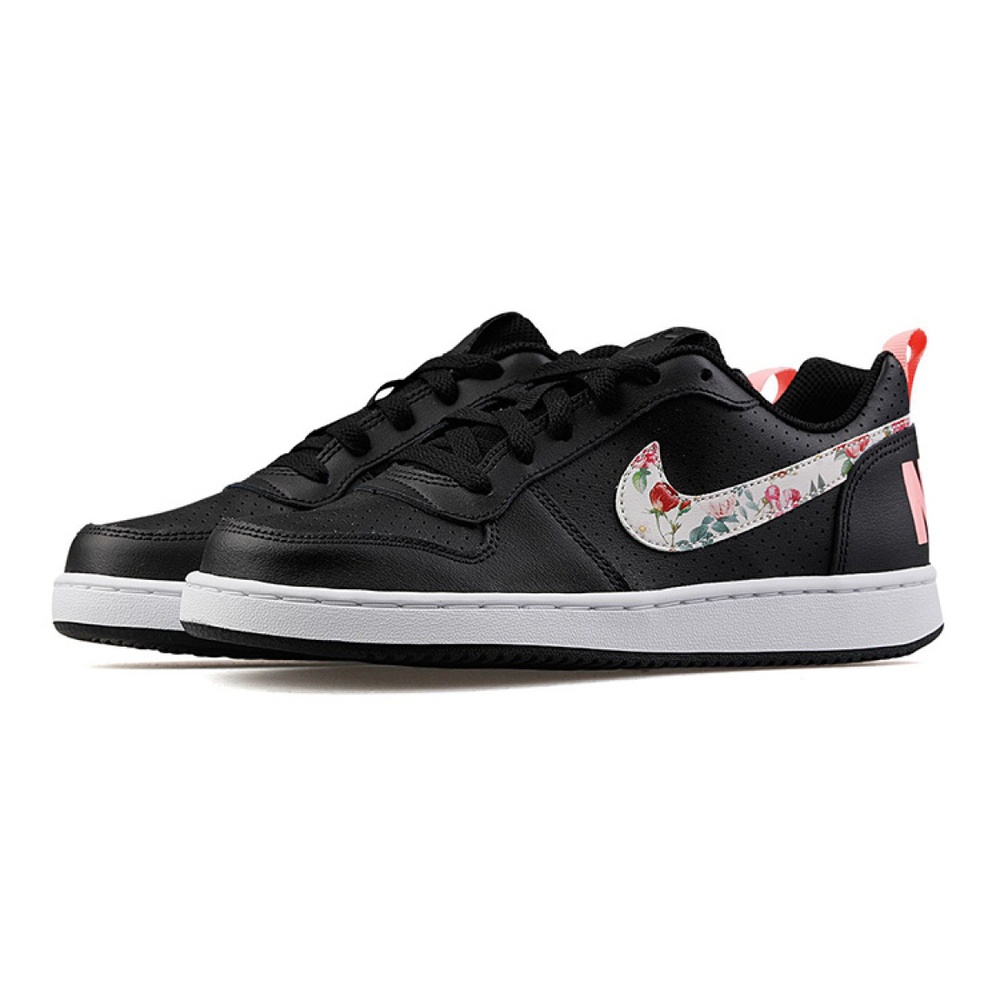 Nike Court Borough swoosh
