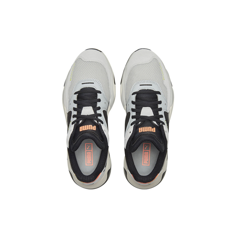 PUMA Storm Stitching