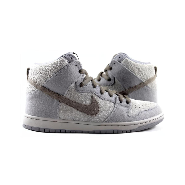 Nike Dunk SB Tauntaun
