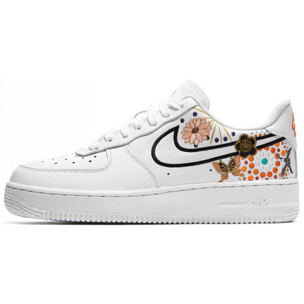 Nike Air Force 1 07 LNY