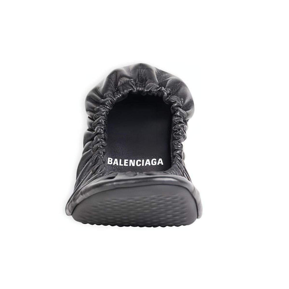 Balenciaga Tug