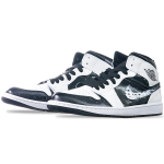 【 】 Jordan Air Jordan 1 Mid "Black White"