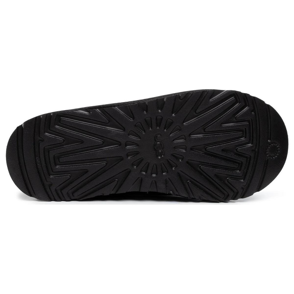 UGG Tasman