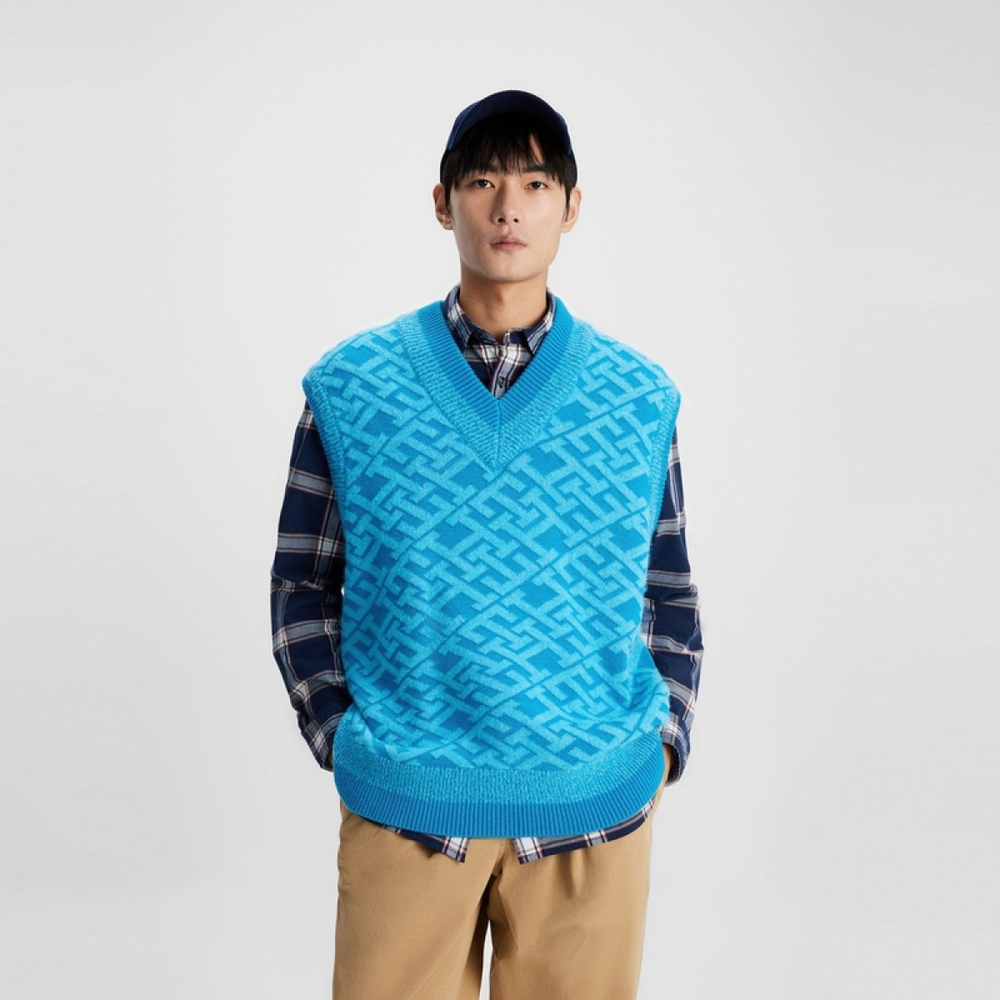 Tommy Hilfiger V