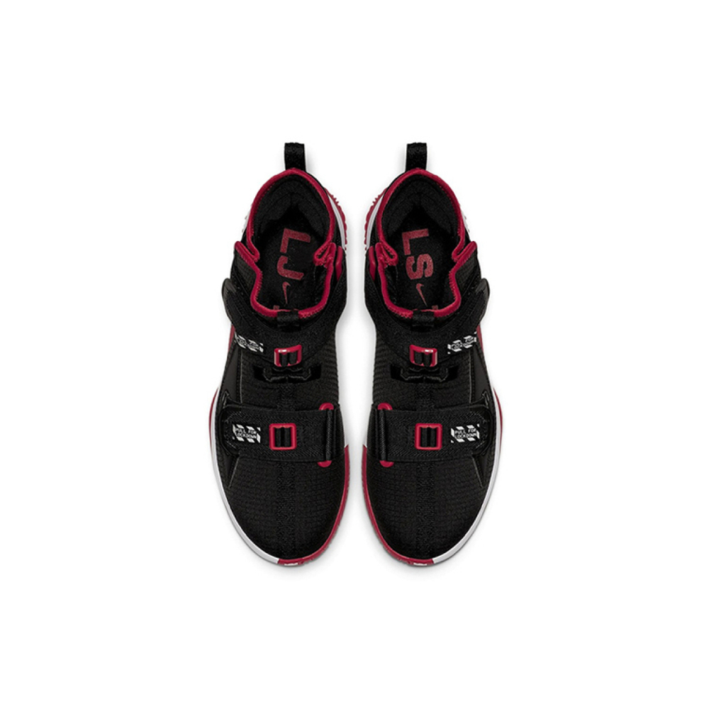 Nike zoom soldier 13 SFG 13
