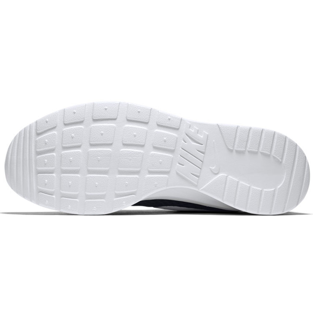 Nike Tanjun