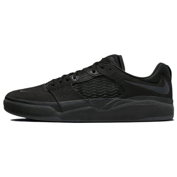 Nike SB Ishod Triple Black
