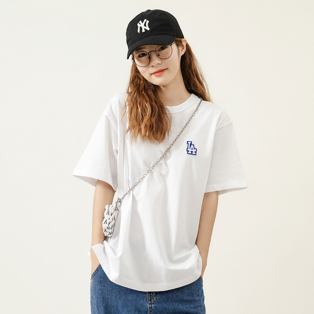MLB T