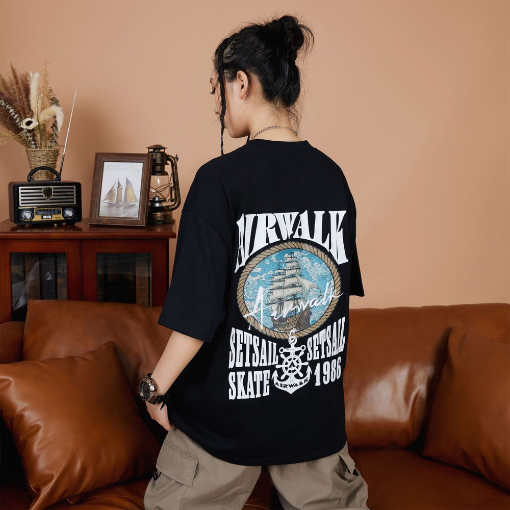Airwalk T