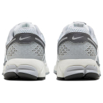Nike Air Zoom Vomero 5