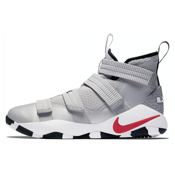 Nike zoom soldier 11 Silver Bullet