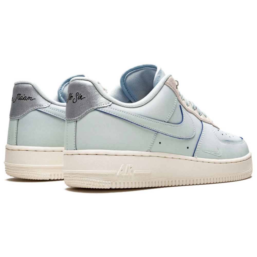 Nike Air Force 1 07 LV8 "Devin Booker"