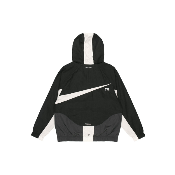 Nike Sportswear Swoosh Logo