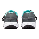 Nike REVOLUTION 6