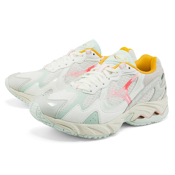 Mizuno Wave Solar