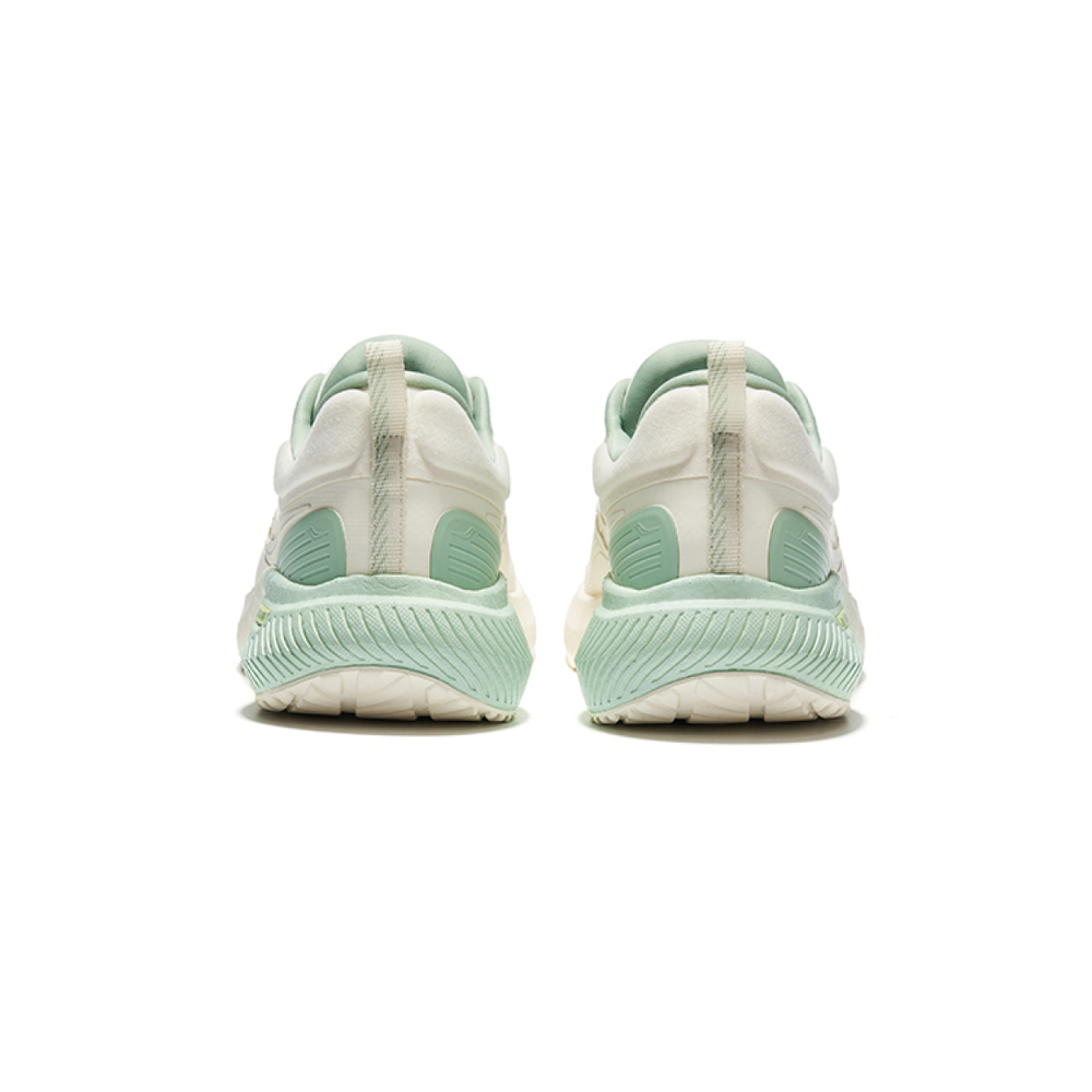 Saucony Surge 2