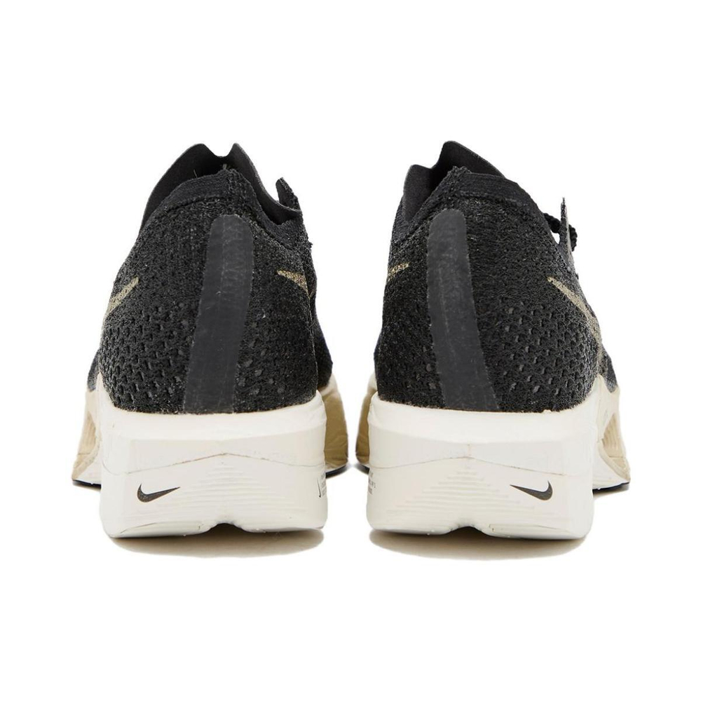 Nike ZoomX Vaporfly Next% 3