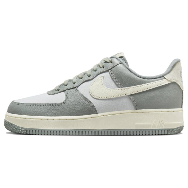Nike Air Force 1 LX "Mica Green"