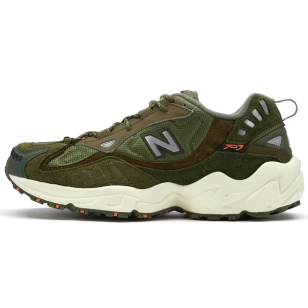 Aape x New Balance NB 703