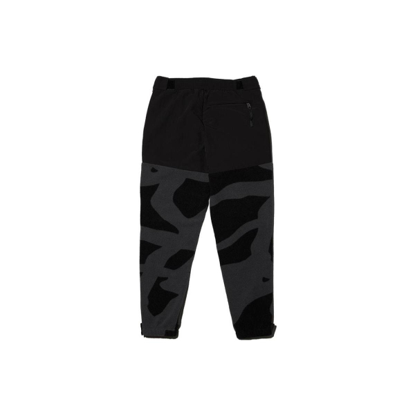 THE NORTH FACE TNF x KAWS FW22 Logo