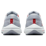 Nike Air Zoom Vomero 16