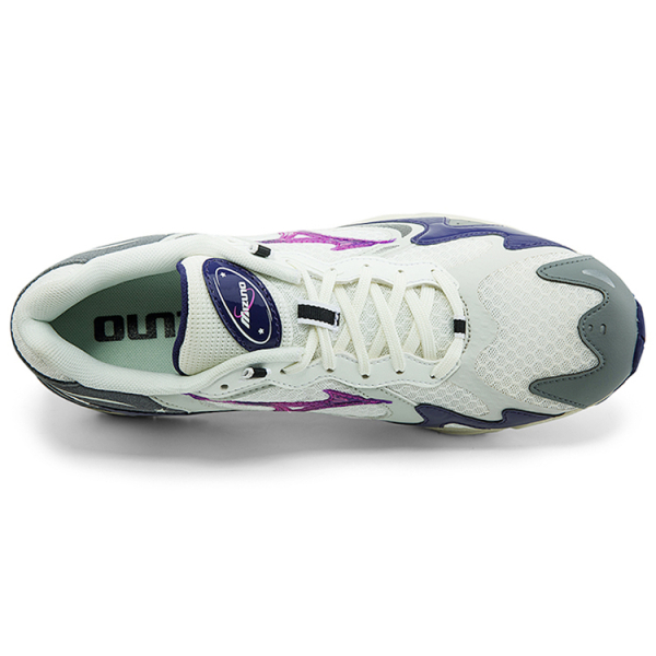 Mizuno Wave Solar